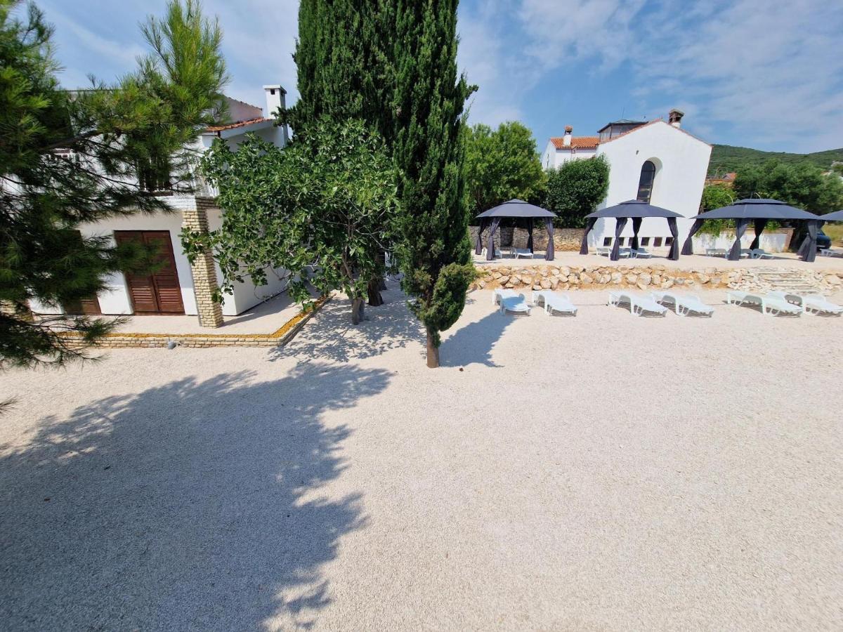 5 Meters From The Sea With Private Beach - 70M2 Colibri Sunset Apartments 스베티 페타르 외부 사진